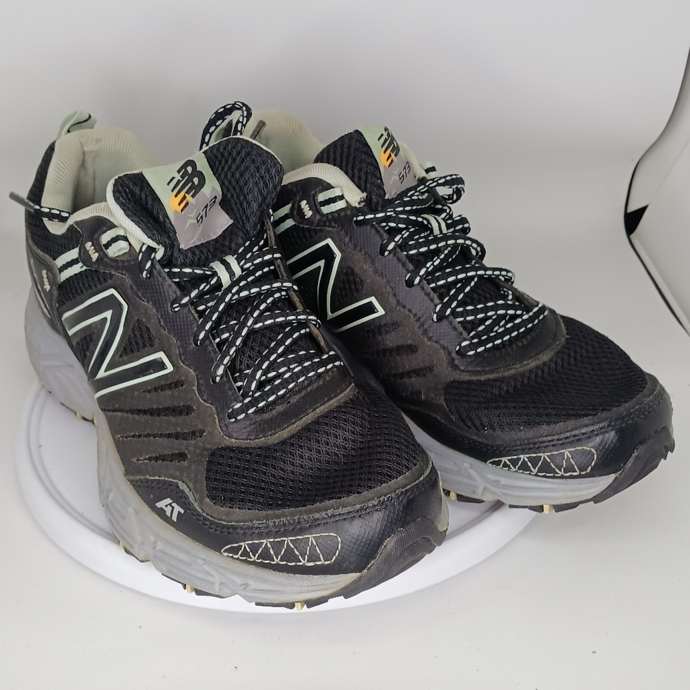 New Balance 573